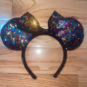 Sequin Rainbow Colored Minnie Mouse Ears Headband